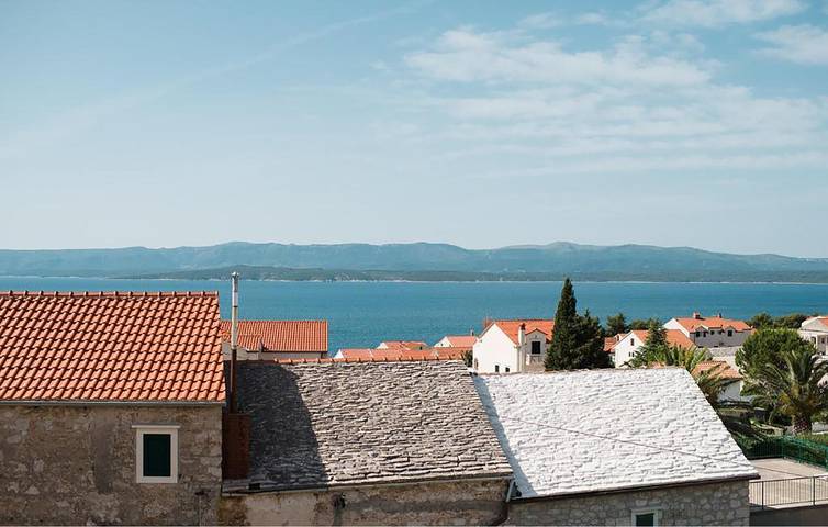 Ganze Ferienwohnung, Gemütliche Ferienwohnung in Strandnähe: WLAN, Klimaanlage, Parkplatz und Küchenbenutzung in Bol Insel Brac, Bol