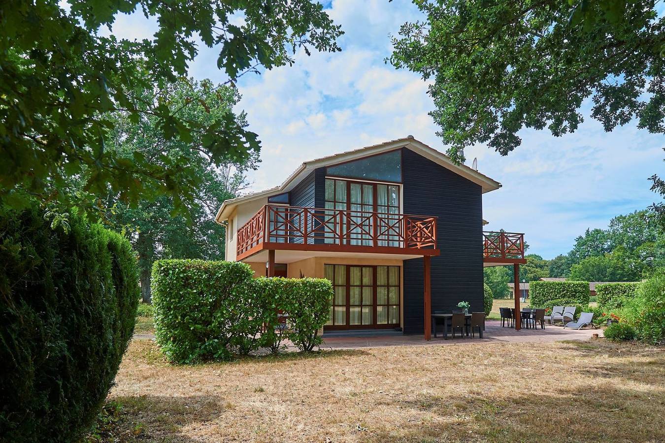 Entire apartment, Champagne 6p in Salles, Arcachon region