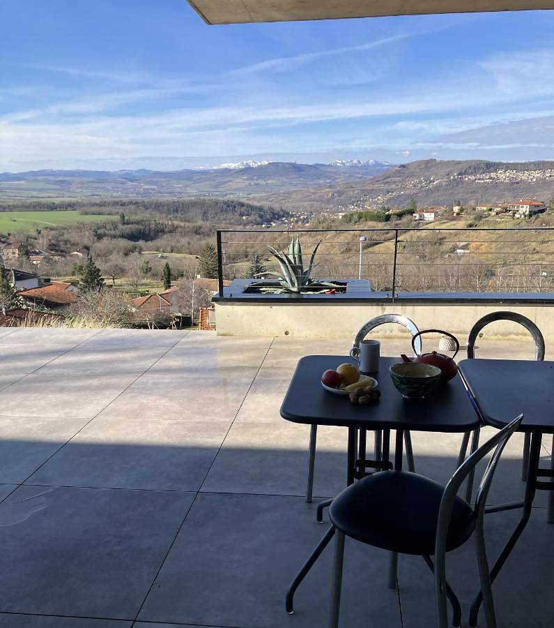 Panoradome - Avec table d'hôtes sur réservation - Climatisé in Saint-Maurice (Puy-de-Dôme), Parc Naturel Régional Livradois-Forez