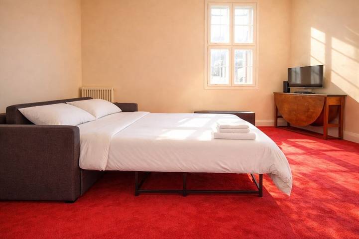 Appartement entier, Cœur historique de Loches – Tour Saint-Antoine in Loches, Région de Loches