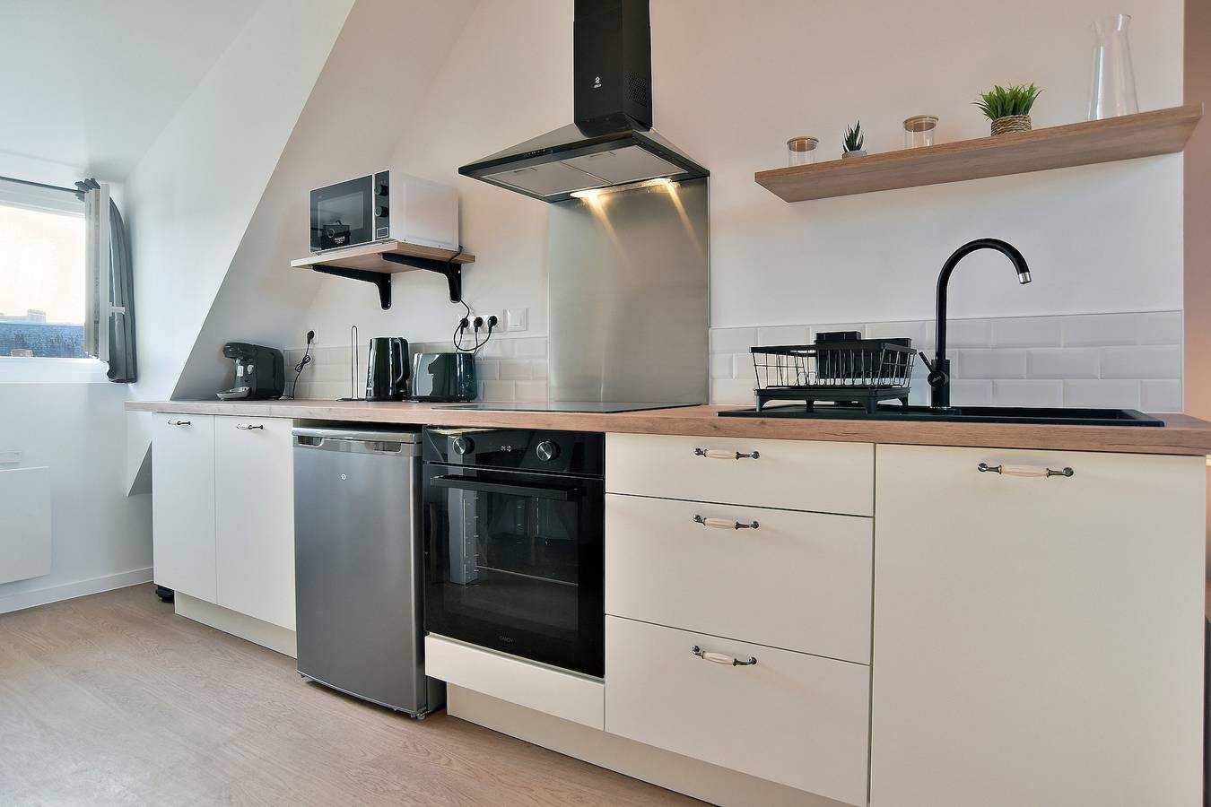 Apartamento entero, Les Trois Rois 6 - Centre Avranches in Avranches, Bahía del Monte Saint-Michel