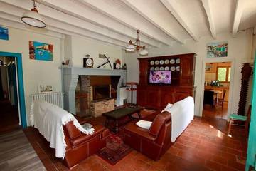 Location de vacances pour 20 personnes, animaux acceptés à Bourriot-Bergonce