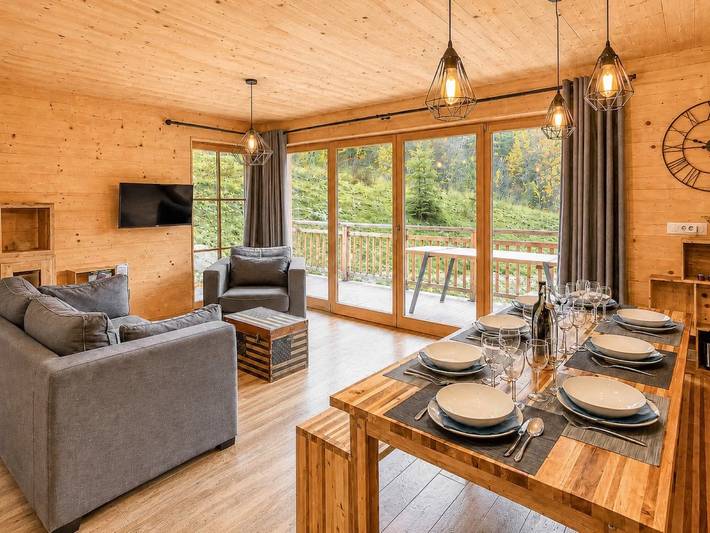 Casa rural para 8 personas, con balcón - 1