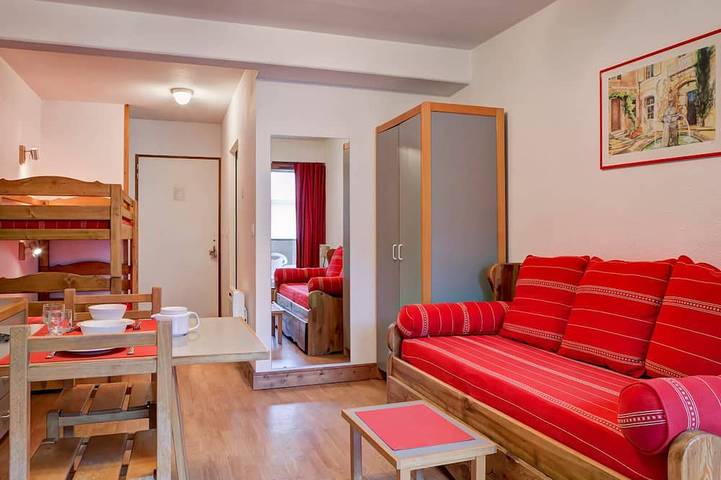 Gîte pour 4 personnes, avec balcon dans Casino De Brides Les Bains - 4