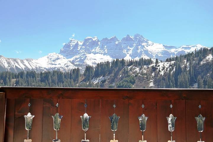 Gîte pour 6 personnes, avec balcon, adapté aux familles dans Champoussin - 3