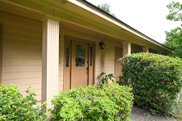 Room for 3 people, with view and yard - 1