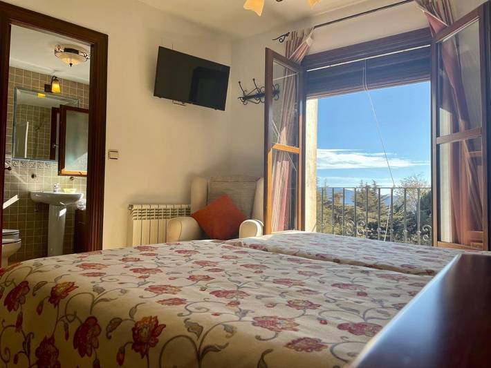 Casa rural para 2 personas, con vistas y piscina además de terraza y jardín en Provincia de Granada - 2