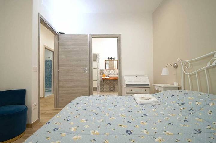 Apartamento entero, Spacious apartment near Rome, with indoor parking and garden in Monterotondo, Provincia de Roma