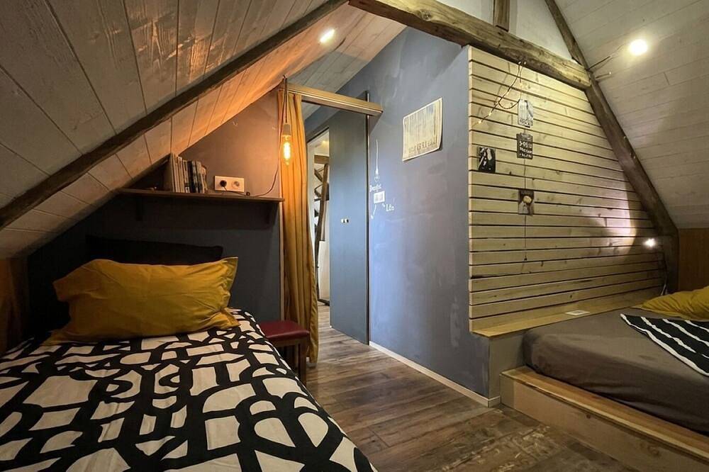 Appartement entier, Le Loft de l'auberge du Lac Noir – Espace, Indépendance & Esprit Vintage in Saint-Cernin-de-Larche, Région de Brive-la-Gaillarde