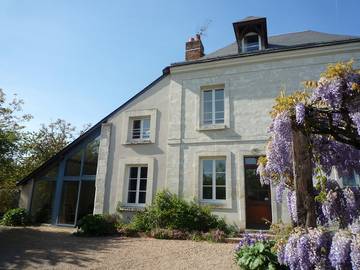 Gîte pour 12 personnes, avec jardin et terrasse à Noizay