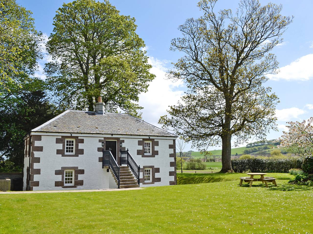 Log Cabin for 4 People in Angus, Scotland