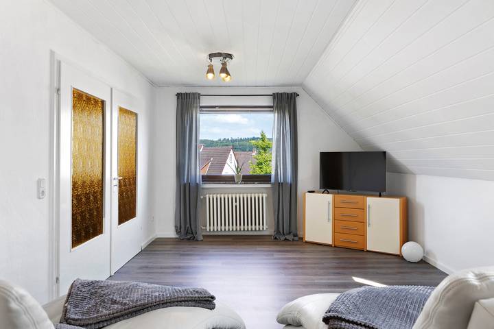 Ferienwohnung für 4 Personen, mit Balkon und Garten - 1