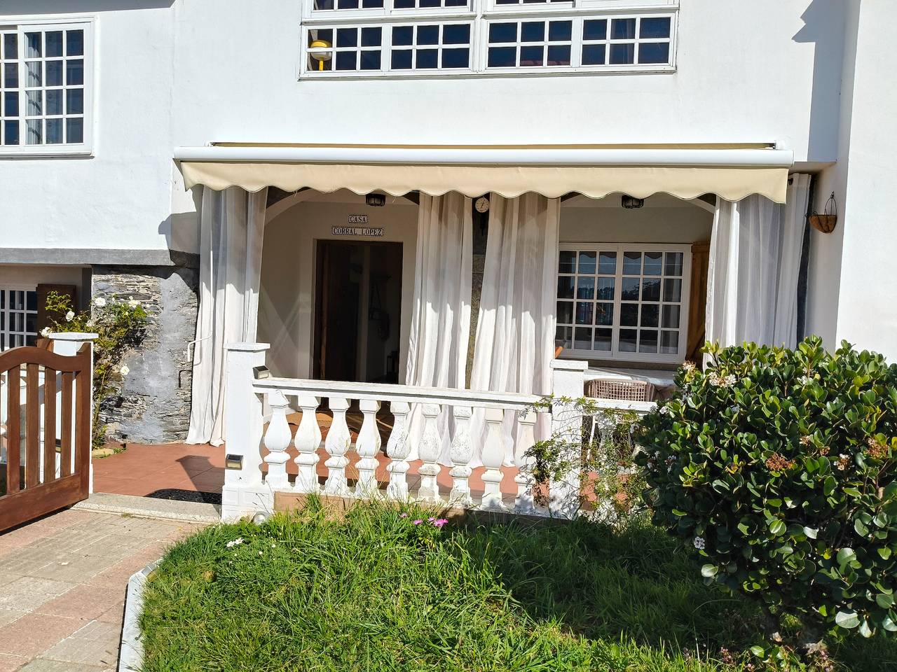 Holiday Home 'Casa Corral Bouzamayor' in a Rural Setting with Sea Views in Valdoviño, Galician Coast