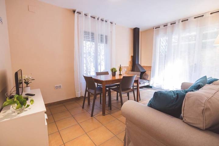 Casa rural para 4 personas, con piscina y jardín en Conca de Barberà - 4