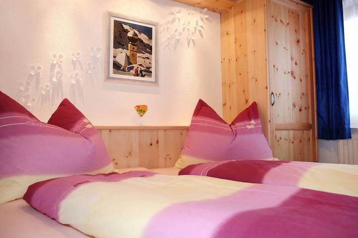 Ganze Wohnung, Ferienwohnung bis zu 8 Personen ! Keine Hunde ! in Tuxer Alpen, Hintertux