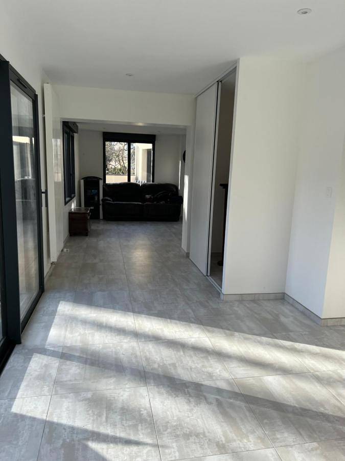 Location de vacances pour 4 personnes, avec piscine ainsi que jardin et vue, animaux acceptés à Mûrs-Erigné - 3