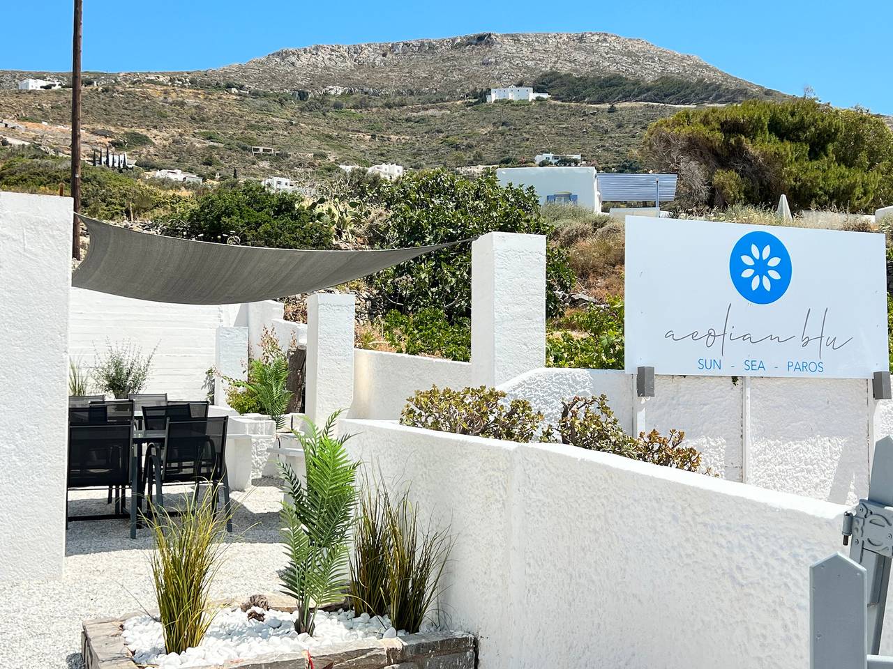 Ganzes Studio, Studio 'Aeolian Blu 6' mit Meerblick, Wi-Fi und Klimaanlage in Parikia, Paros