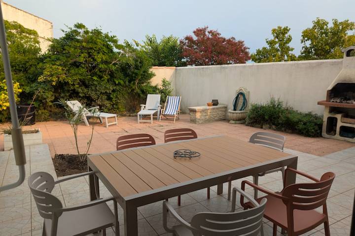 Location de vacances pour 7 personnes, avec terrasse et jardin, adapté aux familles à Le Bois-Plage-en-Ré - 2