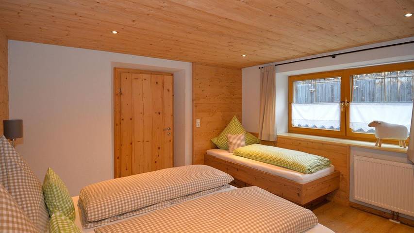 Ferienwohnung für 6 Personen, mit Garten und Balkon im Lechtal - 3