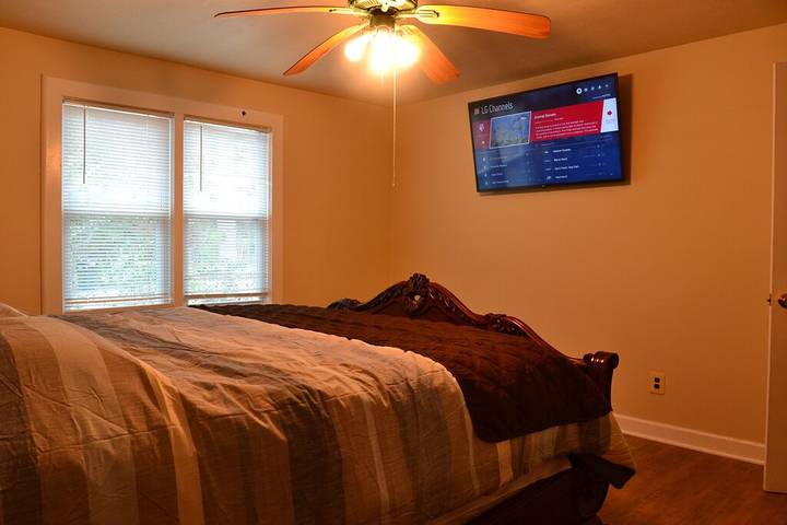 Vacation rental for 6 people, with yard and terrace in Northern Virginia