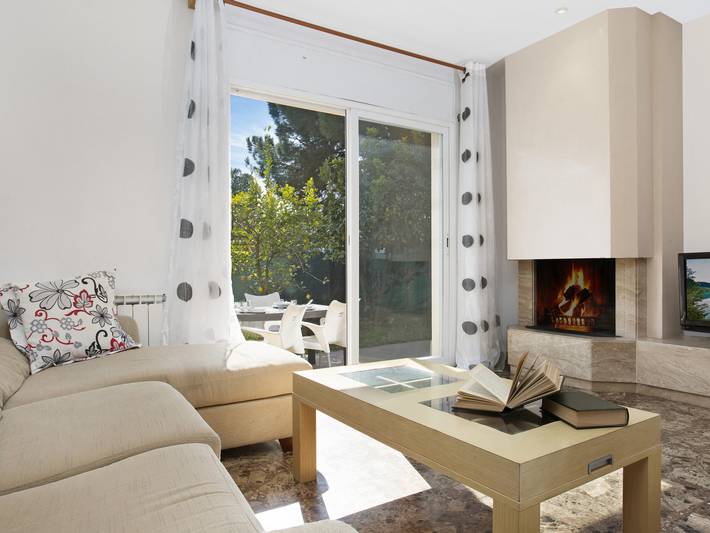 Casa rural para 6 personas, con jardín en Canyelles - 4