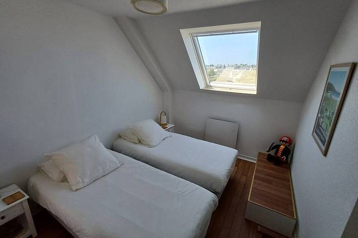 Gîte pour 4 personnes, avec terrasse et jardin, animaux acceptés dans Plage Tres-Cadec - 3
