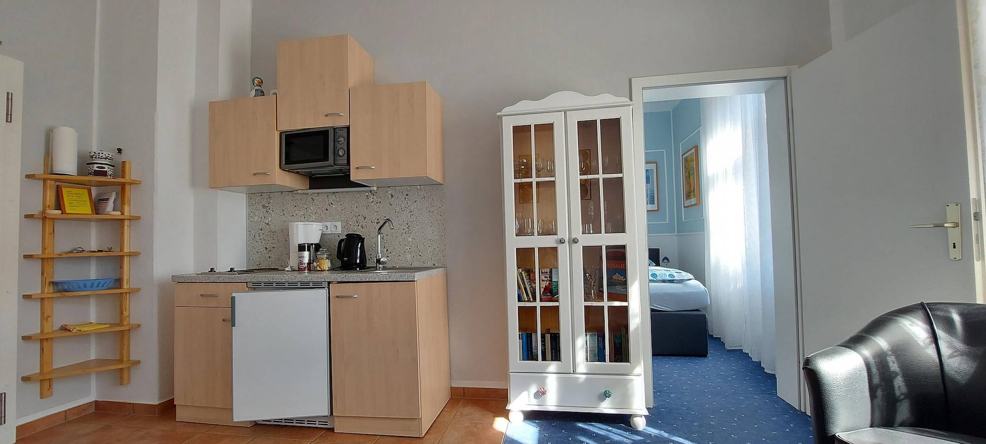 Ganze Ferienwohnung, Appartement mit Wohnküche Parterre in Bad Pyrmont, Weserbergland