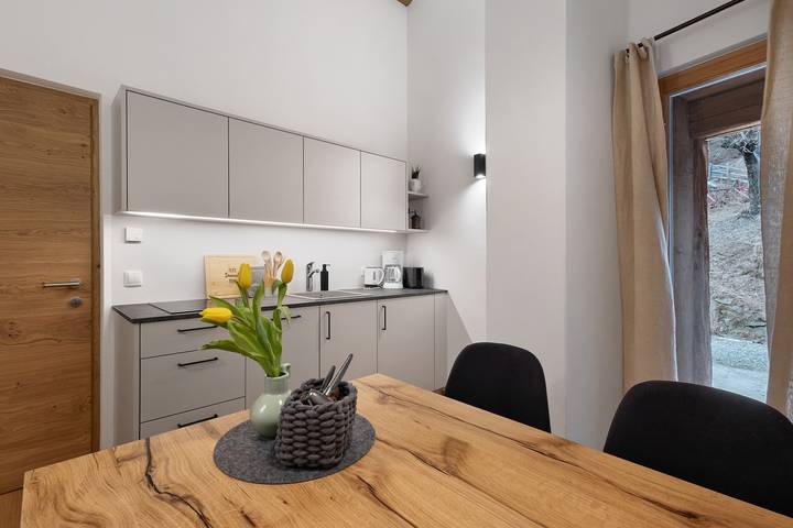 Hel lejlighed, Apartment 'Lauterfresser' with Mountain View, Shared Garden and Wi-Fi in Rodeneck, Dolomiti Superski
