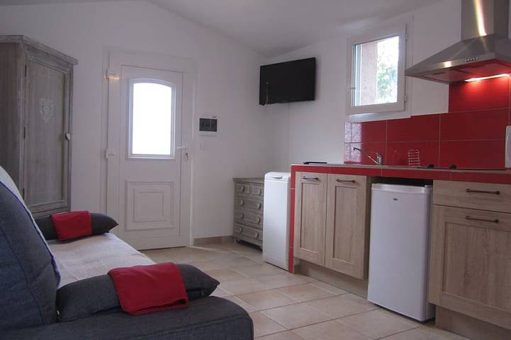 Villa für 2 Personen, mit Garten und Pool sowie Terrasse auf Korsika - 2