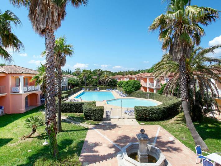 Vakantiewoning voor 4 personen, met balkon en kinderzwembad in Grimaud