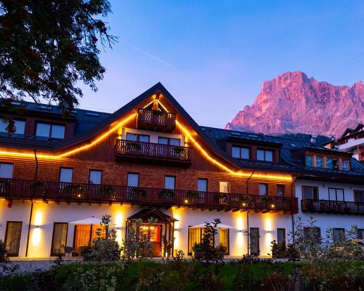 Location de vacances pour 6 personnes, avec jacuzzi et jardin à San Martino di Castrozza