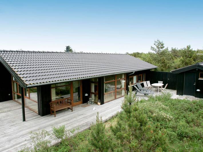 Ferieudlejning for 8 personer, med Jacuzzi og Terrasse samt Sauna i Thorup Strand
