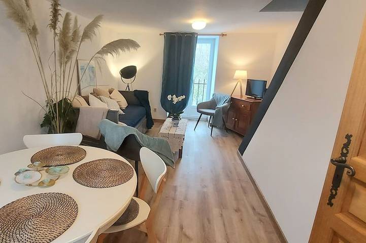 Gîte pour 4 personnes, avec jardin ainsi que sauna et jacuzzi à Montbray - 3