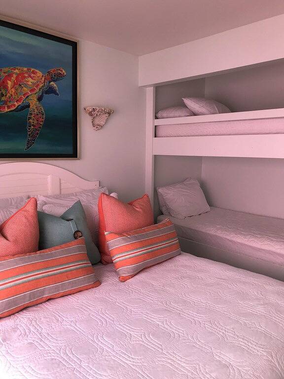 Ganze Wohnung, Capitola Beach Front Venetian Eigentumswohnung - auf dem Strand in Capitola, Santa Cruz County