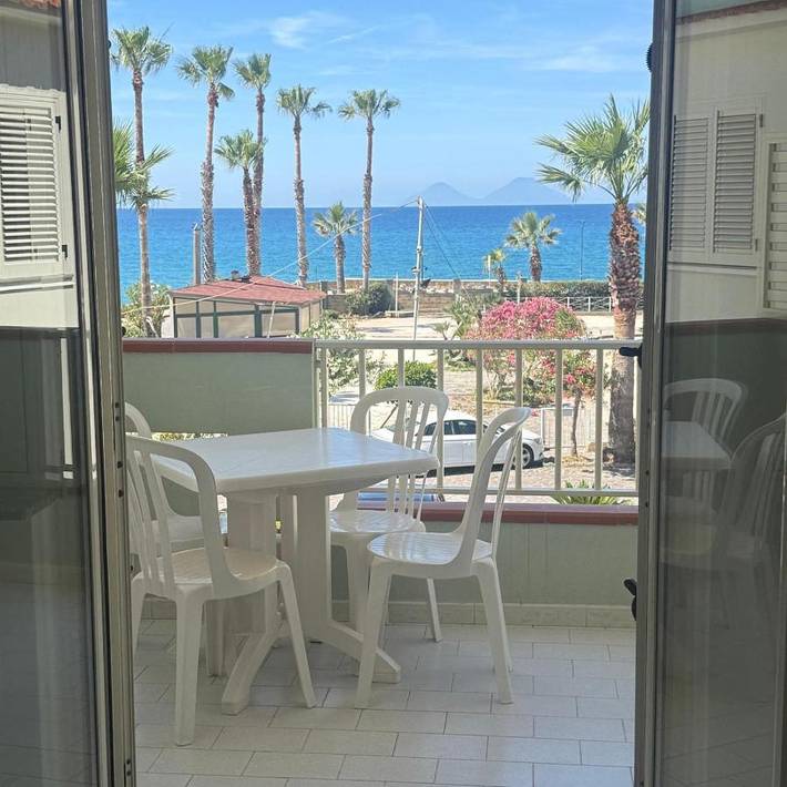 Appartamento vacanze per 4 persone, con panorama e balcone nonché piscina - 1