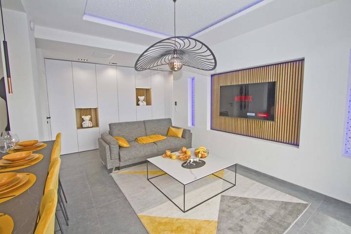 Gîte pour 4 personnes, avec jardin et terrasse dans Plage Magnan - 3