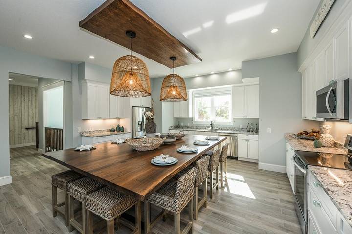 Vacation house for 17 people, with balcony and hot tub, with pets in Siesta Key