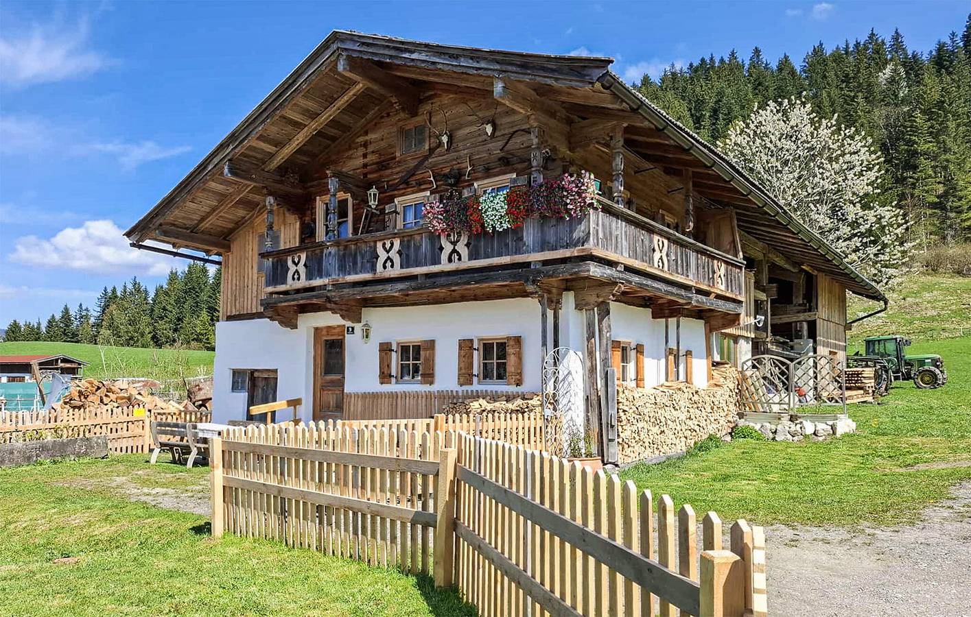 Gezellig skiappartement met wifi en parkeerplaats in Schwendt in Schwendt, Kaisergebirge