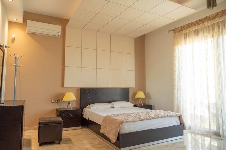 Ferienhaus für 8 Personen, mit Sauna und Whirlpool sowie Garten in Afantou - 3