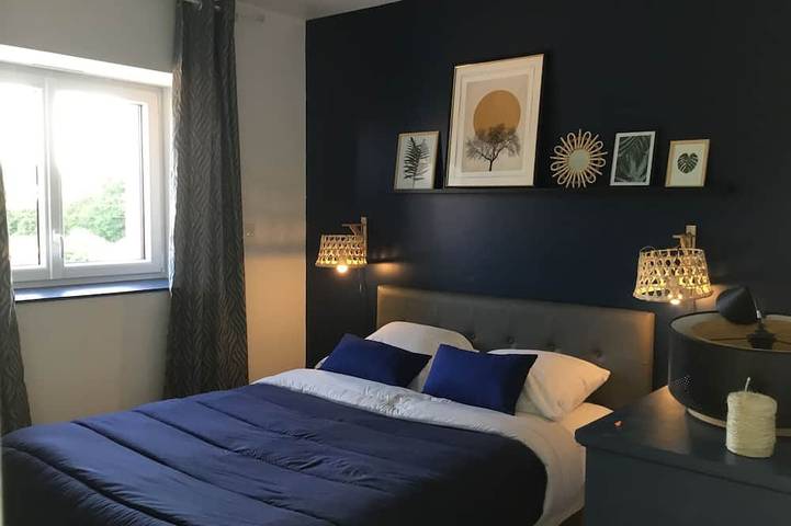 Location de vacances pour 10 personnes, avec terrasse et jardin dans Beaupréau-en-Mauges - 4