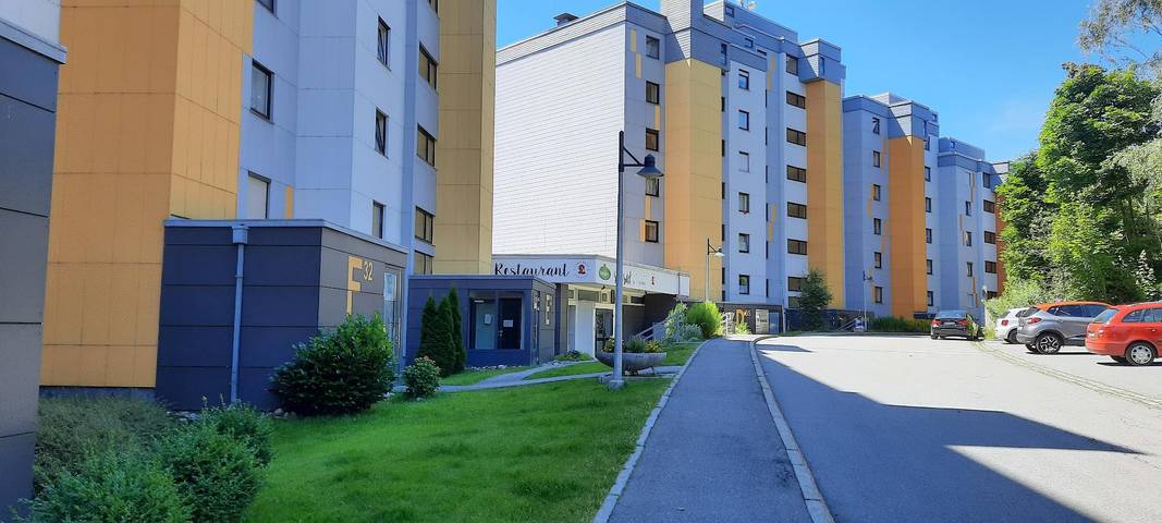 Ferienpark für 4 Personen, mit Balkon und Balkon/Terrasse sowie Pool und Sauna