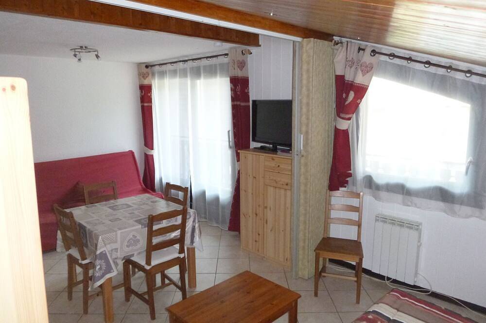 Ganze Wohnung, 45M2 Apartment With 12M2 South-Facing Balcony in Bernex, Thonon-les-Bains und Umgebung