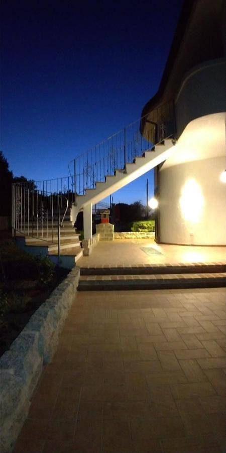 Chambre d’hôte pour 2 personnes, avec vue ainsi que balcon et jardin à Nuoro - 2