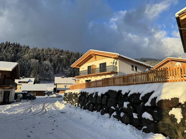 Chalet für 12 Personen, mit Garten und Balkon im Bezirk Hermagor