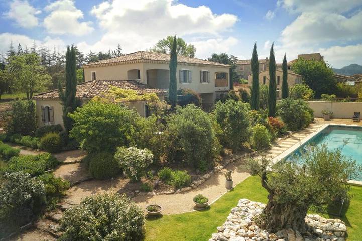 Apartamento de vacaciones para 2 personas, con jardín además de vistas y piscina - 1