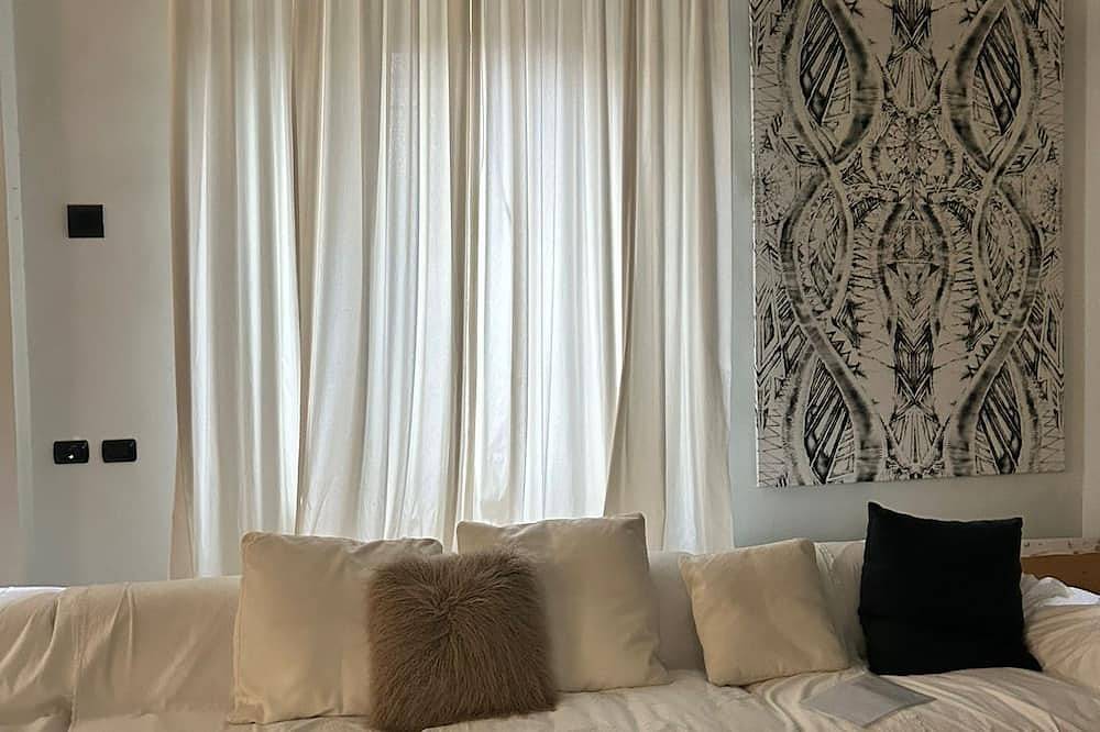 Apartamento entero, Loft located in front of the train station to Florence Santa Maria Novella in Prato, Provincia de Prato