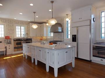 Vacation House for 14 Guests in Louisville, Kentucky, Picture 1