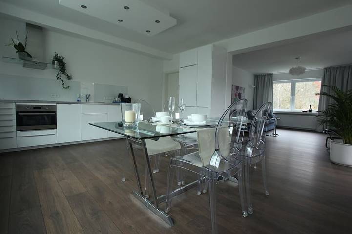Ferienwohnung für 5 Personen, mit Balkon und Garten - 1