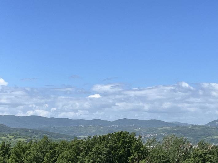 Chambre d’hôte pour 6 personnes, avec Balcon/Terrasse ainsi que Jardin et Vue dans Piémont - 2