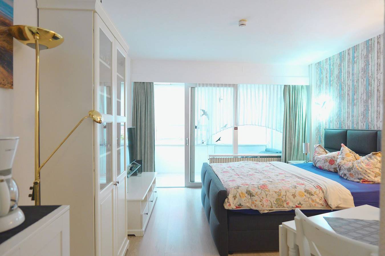 Ganze Wohnung, Ferienwohnung in Duhnen 1. Reihe am Strand | Seehütte 004 in Duhnen, Cuxhaven